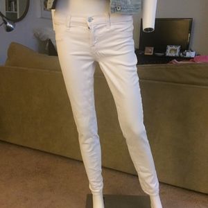 NWOT AUTHENTIC  J Brand White Denim Skinny Jeans